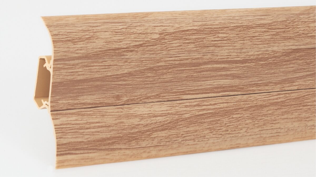 Plinta PVC parchet laminat Korner LP52 2500 x 52 x 26 mm stejar antic 1 Plinta PVC parchet laminat Korner LP52 2500 x 52 x 26 mm stejar antic