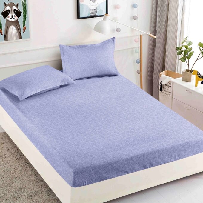 Cearsaf cu elastic, Bumbac FINET, 160/180x200cm, 2 fete de perne 50x70cm, Jojo Home, Lavanda, trandafiri 1 Cearsaf cu elastic, Bumbac FINET, 160/180x200cm, 2 fete de perne 50x70cm, Jojo Home, Lavanda, trandafiri