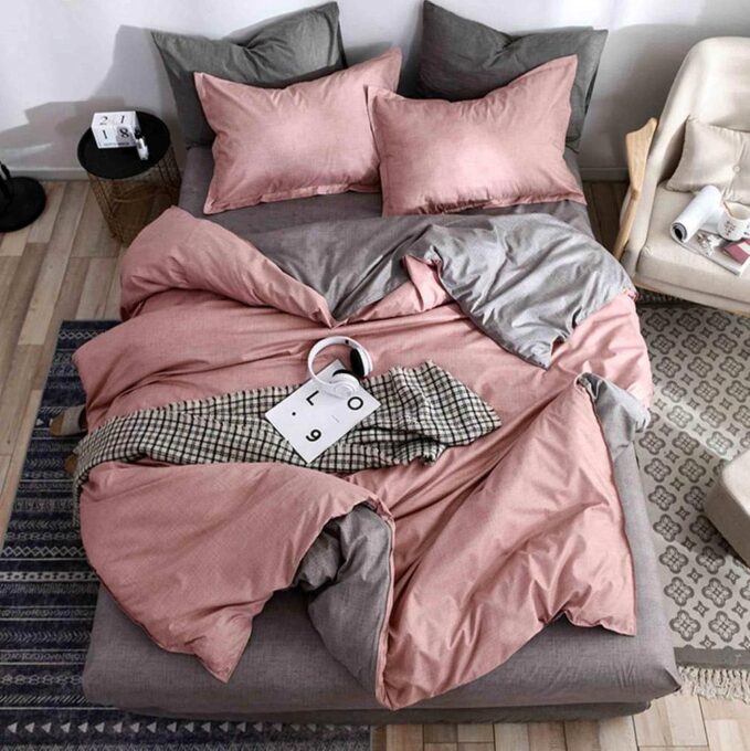 (OFERTA 3 la 199 Lei) Lenjerie pat dublu cu doua feţe, 4 piese, Finet Soft, Roz