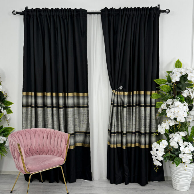 Set 2 Draperii  Elite, tip panou 3 metri latime x 232cm inaltime , Rejansa pt bara ,Negru cu Auriu