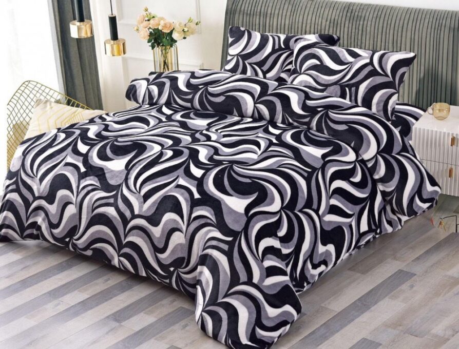 Lenjerie pat dublu, Super Pufoasa COCOLINO, 4 piese, Alb, Negru, clasic