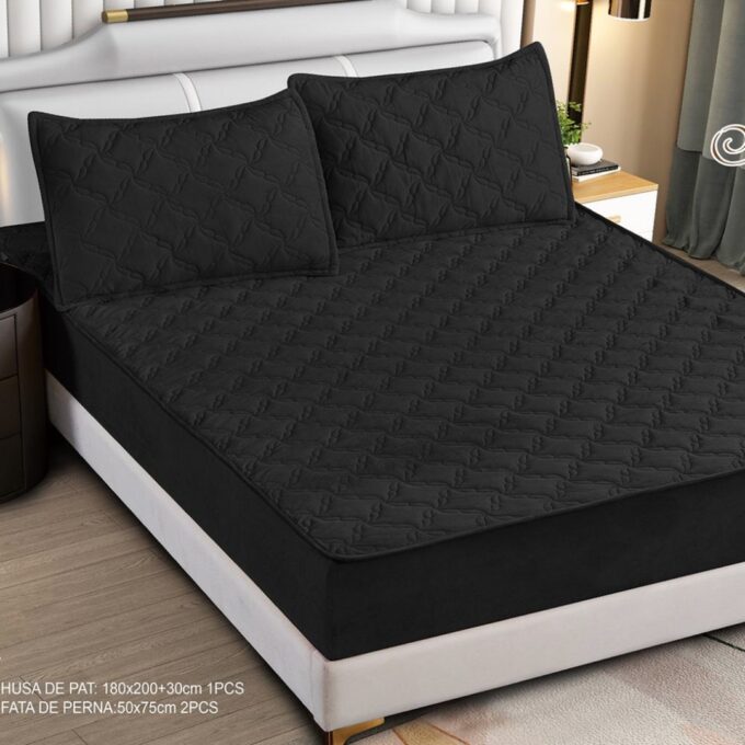 Husa Matlasata Tip Topper din Catifea 180x200cm, cu 2 Fete de Perna 50x70cm -  Somn Odihnitor si Sustinere pentru Spate, Negru