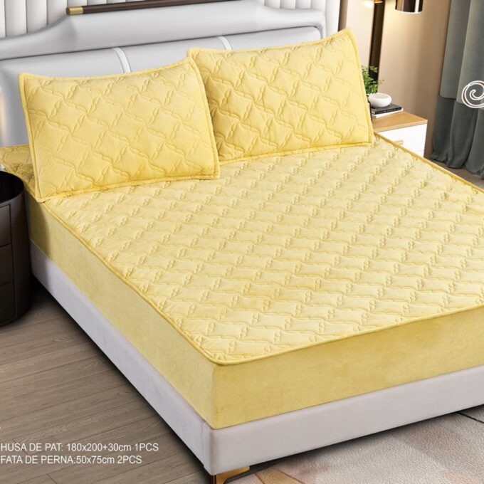 Husa Matlasata Tip Topper din Catifea 180x200cm, cu 2 Fete de Perna 50x70cm -  Somn Odihnitor si Sustinere pentru Spate, Galben