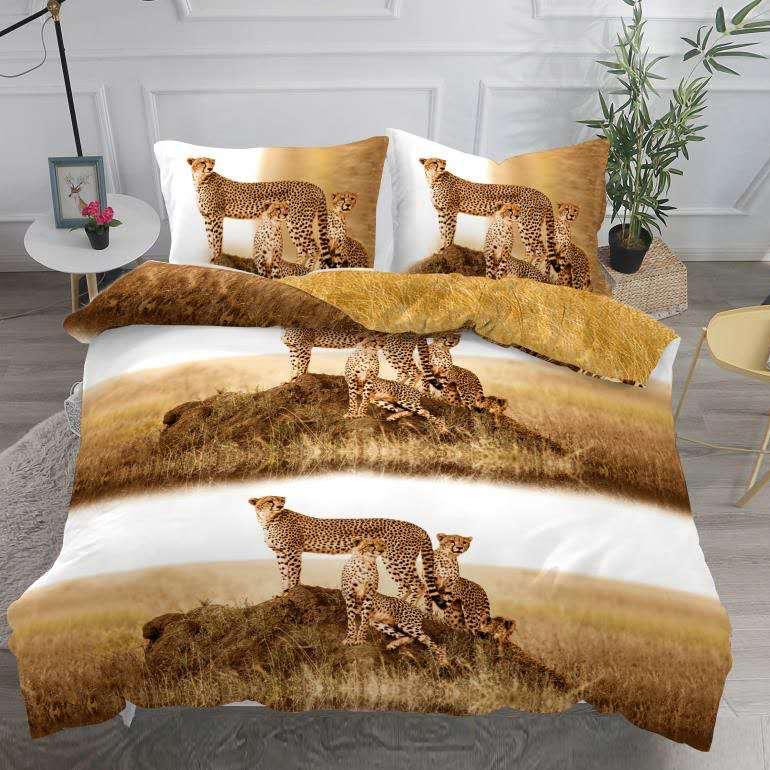 Lenjerie pat dublu imprimeu 3D Digital - 3 Bucati 219 Lei - Maro leoparzi 1 Lenjerie pat dublu imprimeu 3D Digital - 3 Bucati 219 Lei - Maro leoparzi