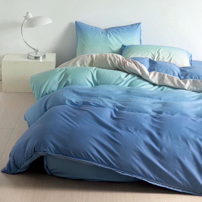 Lenjerie pat 1 PERSOANA, FINET, 4 piese, Bleu, degrade 1 Lenjerie pat 1 PERSOANA, FINET, 4 piese, Bleu, degrade
