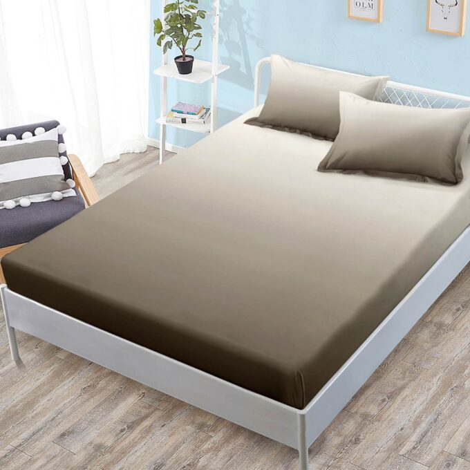 (OFERTA 3 la 159 Lei) Cearsaf cu elastic, FINET, 180x200cm, 2 fete de perne 50x70cm, Maro, degrade