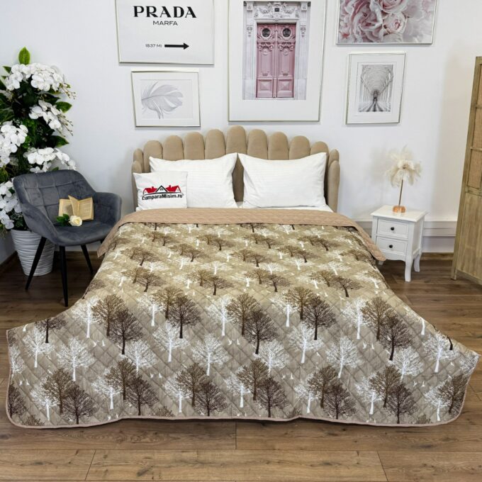 Cuvertura matlasata cu doua fete pentru pat dublu , 210x210, Bej, copaci