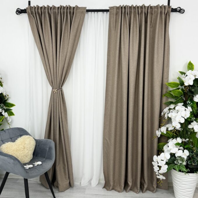 Draperie HoReCa TEXTURATA tip IN, 140cm latime x 260cm inaltime, cu TIV LAT, Cafeniu