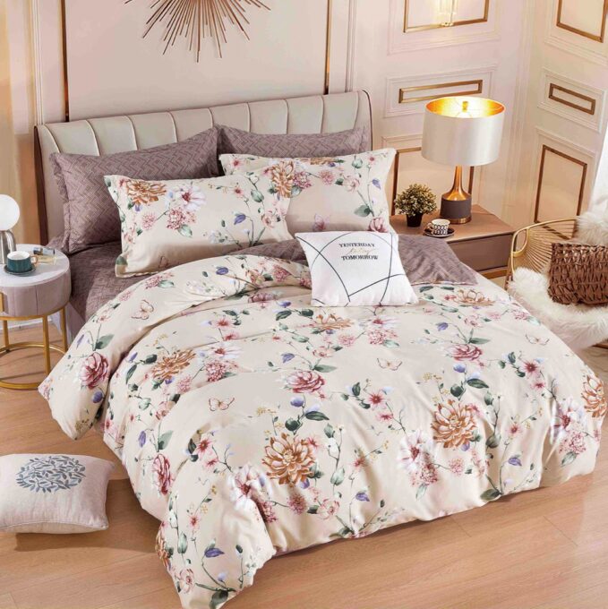 Lenjerie pat dublu, FINET, 6 piese, cu ELASTIC, Jojo Home, Bej, flori 1 Lenjerie pat dublu, FINET, 6 piese, cu ELASTIC, Jojo Home, Bej, flori