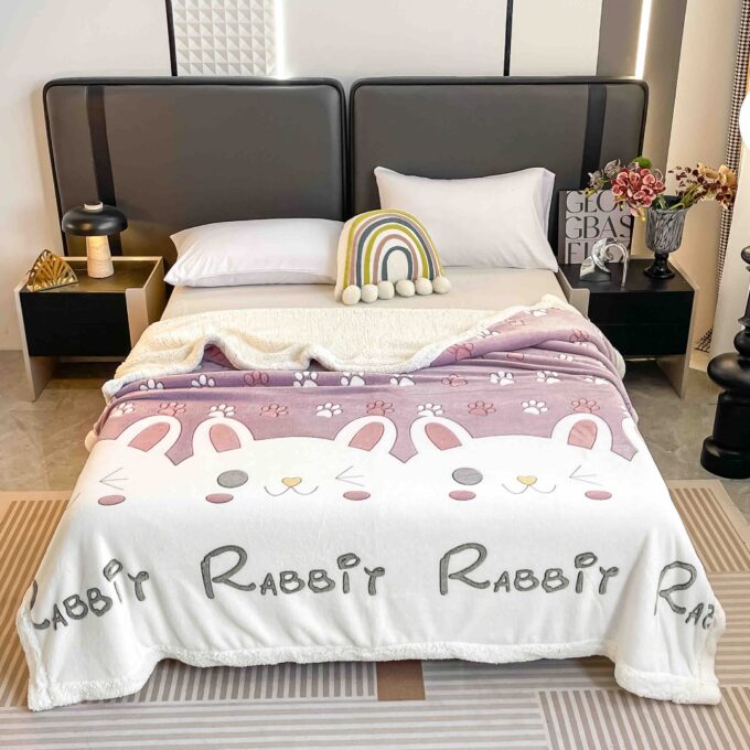 Patura CoCoLiNo cu blanita, 200x230cm, Jojo Home, Roz, Iepurasi