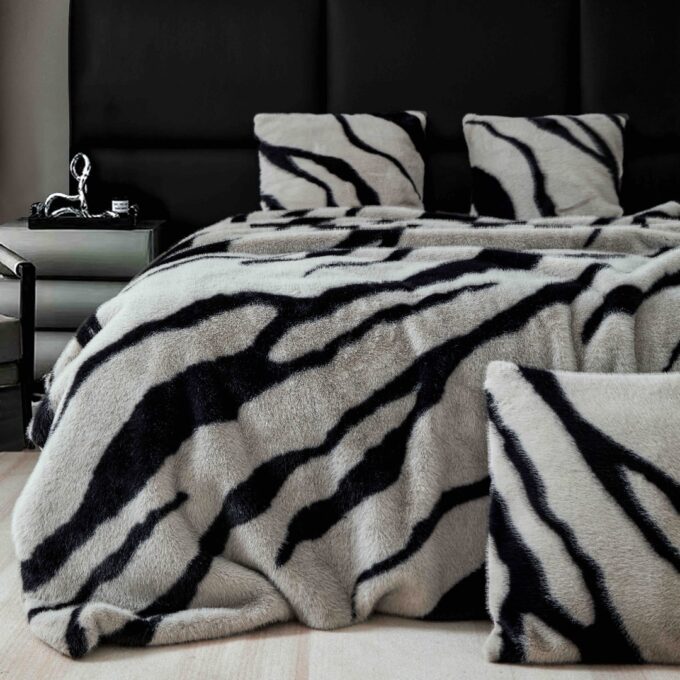 Patura Blanita (Artificiala) de Nurca, Jojo Home, 200x230cm, Gri, Negru