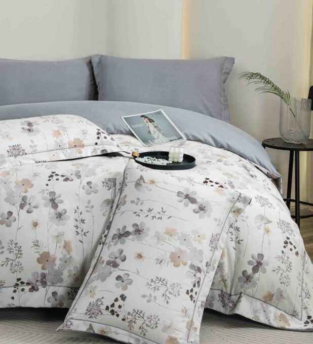 Lenjerie pat dublu, FINET DeLuxe, 6 piese, cu ELASTIC, Jojo Home, Cutie Eleganta, Gri, Flori