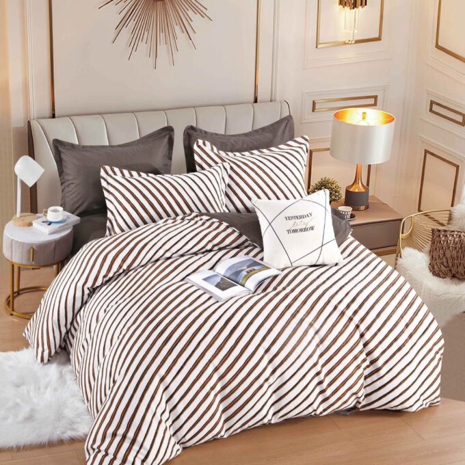 Lenjerie pat dublu, FINET, 6 piese, cu ELASTIC, Jojo Home, Bej, Maro, Dungi