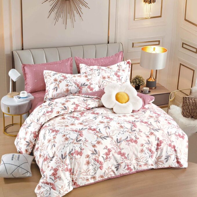 Lenjerie pat dublu, FINET, 6 piese, cu ELASTIC, Jojo Home, Crem, Roz, Flori si Frunze 1 Lenjerie pat dublu, FINET, 6 piese, cu ELASTIC, Jojo Home, Crem, Roz, Flori si Frunze