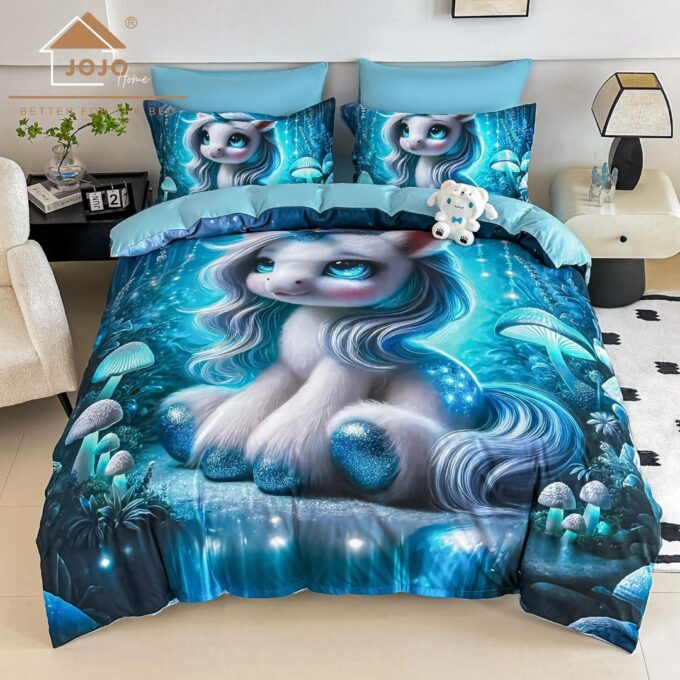 Lenjerie pat dublu, FINET, Imprimeu Digital 5D - Identic cu poza, Cu ELASTIC, 6 piese, Jojo Home, Bleu, Unicorn 1 Lenjerie pat dublu, FINET, Imprimeu Digital 5D - Identic cu poza, Cu ELASTIC, 6 piese, Jojo Home, Bleu, Unicorn