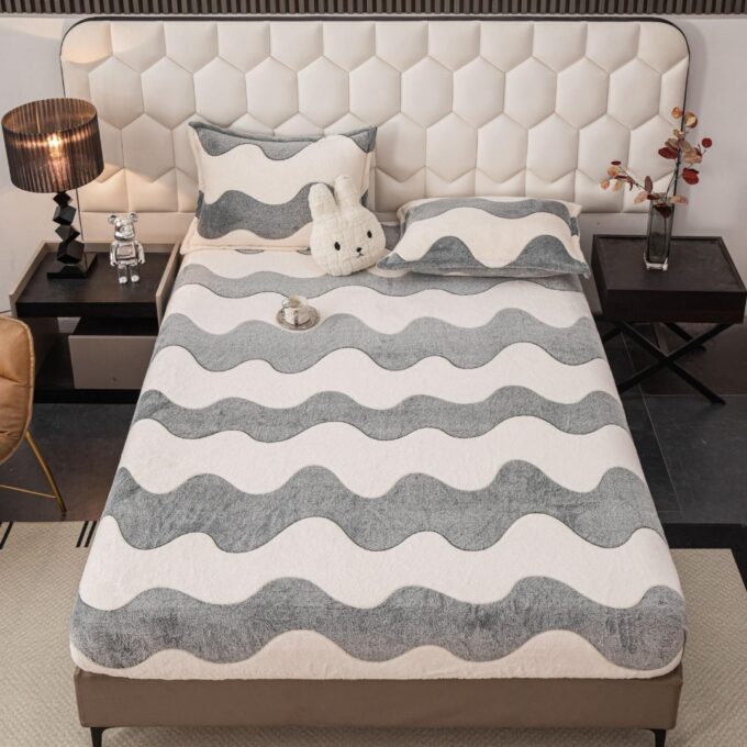 Cearsaf CoCoLiNo, JoJo Home, cu Elastic, 180x200x25cm, 2 fete de perne, 50x70cm, Alb, Gri, Wave