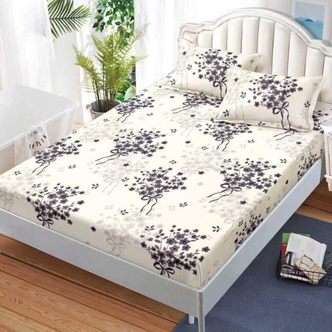 Cearsaf cu Elastic, Bumbac Satinat, 160x200 cm + 2 Fete de Perna 50x70 cm, Crem, floricele 1 Cearsaf cu Elastic, Bumbac Satinat, 160x200 cm + 2 Fete de Perna 50x70 cm, Crem, floricele