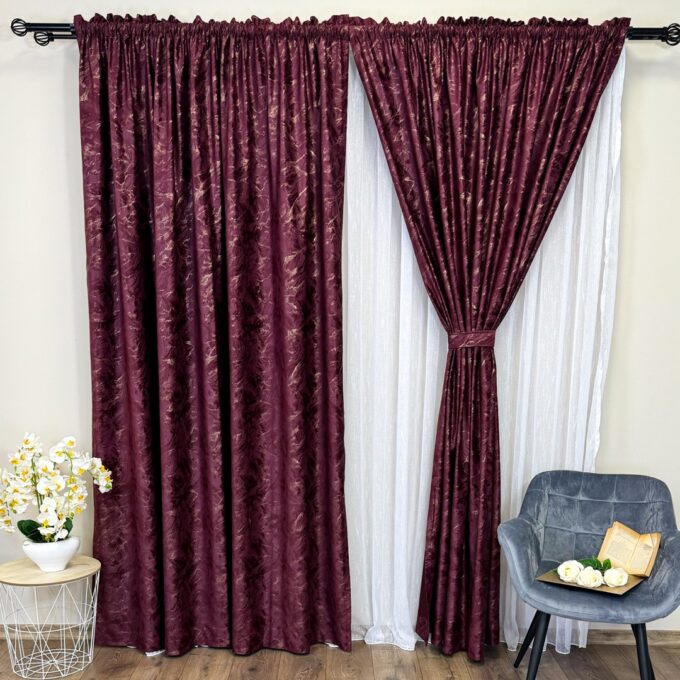Set 2 Draperii Catifea MYKONOS cu valuri rafinate aurii, Grena - V10, 140cm latime x 260cm inaltime, cu tiv lat pt bara