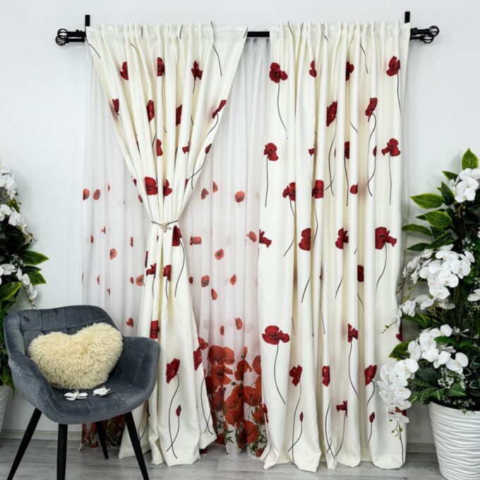Set 2 Draperii Satinate Imprimate, Albe cu Maci rosii, 140cm latime x 260cm inaltime, cu tiv lat pt bara