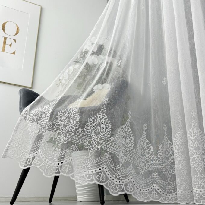 Perdea Gina din IN Brodat, Alb, 140cm latime x 260cm inaltime, cu rejansa pt bara