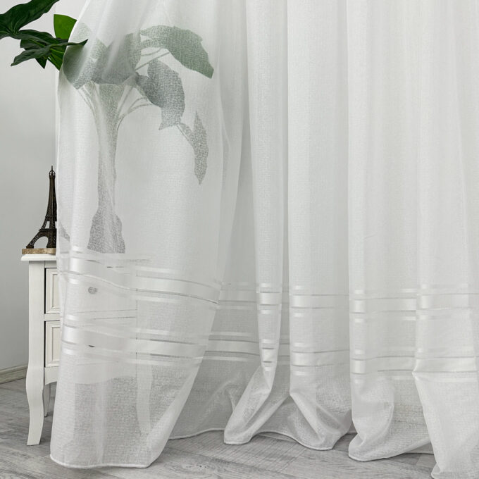 Perdea Lines tip IN plin, Alb, 140cm latime x 260cm inaltime, cu rejansa pt bara