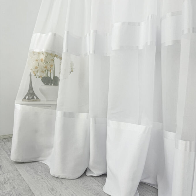 Perdea Diamond din Matase cu Banda Satinata, Alb, 140cm latime x 260cm inaltime, cu rejansa pt bara
