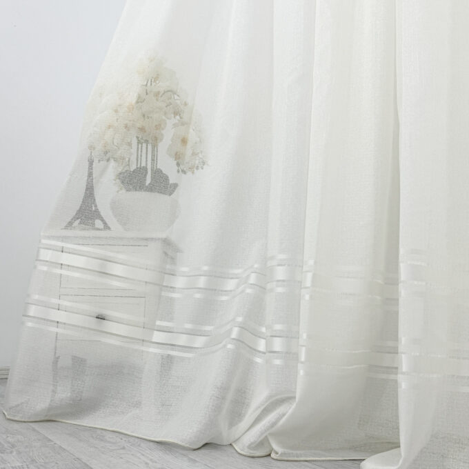 Perdea Lines tip IN plin, Ivoire, 140cm latime x 260cm inaltime, cu rejansa pt bara