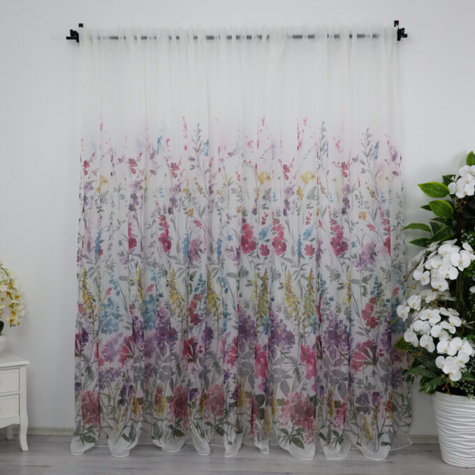 Perdea din matase imprimata, flori roz si mov, 140cm latime x 260cm inaltime, cu rejansa pt bara