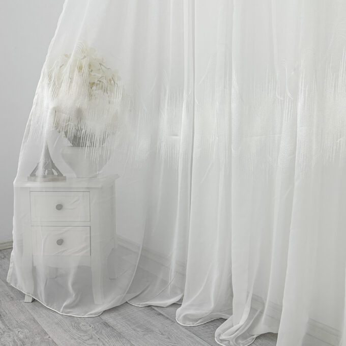Perdea Harmony din Voal Brodat, Alb, 140cm latime x 260cm inaltime, cu rejansa pt bara