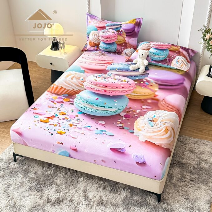 Cearsaf cu elastic, Bumbac FINET, Imprimeu 5D Identic cu Poza, 160x200cm, 2 fete de perne 50x70cm, Jojo Home, Roz, Macarons 1 Cearsaf cu elastic, Bumbac FINET, Imprimeu 5D Identic cu Poza, 160x200cm, 2 fete de perne 50x70cm, Jojo Home, Roz, Macarons