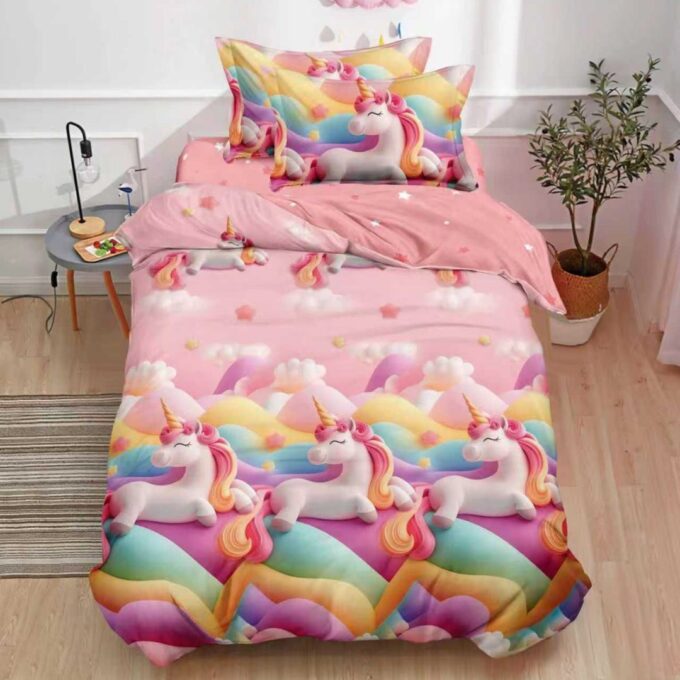 Lenjerie pat 1 PERSOANA, FINET, 4 piese, Roz, unicorni 1 Lenjerie pat 1 PERSOANA, FINET, 4 piese, Roz, unicorni