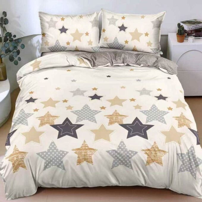 Lenjerie Pat Dublu Cu Elastic Bumbac Satinat - 3 Bucati 219 Lei - Crem Stelute 1 Lenjerie Pat Dublu Cu Elastic Bumbac Satinat - 3 Bucati 219 Lei - Crem Stelute