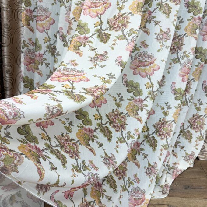Perdea Autumn Flowers din matase imprimata, Ivoire, 400cm latime x 270cm inaltime cu rejansa pt sina