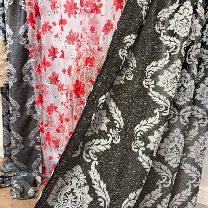 Set 2 bucati de Draperie Jacquard, Royal, 150cm latime x 270cm inaltime, cu rejansa pt sina, Negru, Gri