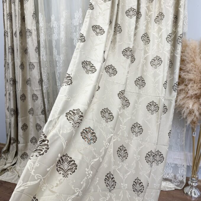 Set 2 bucati de Draperie Jacquard, Royal, 150cm latime x 270cm inaltime, cu rejansa pt sina, Grej deschis