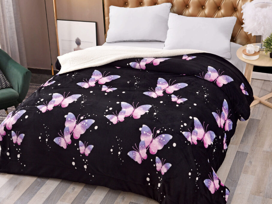 Patura CoCoLiNo cu blanita, 200x230cm, Jojo Home, Negru-Mov, fluturi