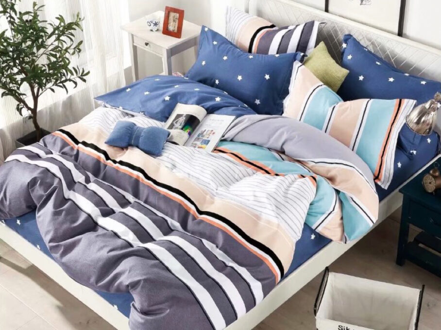 Lenjerie pat 1 PERSOANA, FINET, 4 piese, Jojo Home, Bleu-Gri, dungi, stelute 1 Lenjerie pat 1 PERSOANA, FINET, 4 piese, Jojo Home, Bleu-Gri, dungi, stelute
