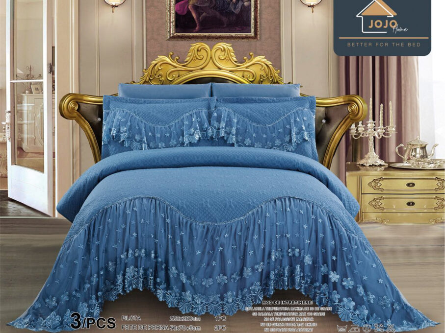 Cuvertura pat dublu, 3 piese, Bumbac Finet, 220x280cm, cu volanase si broderie, Jojo Home, Albastru