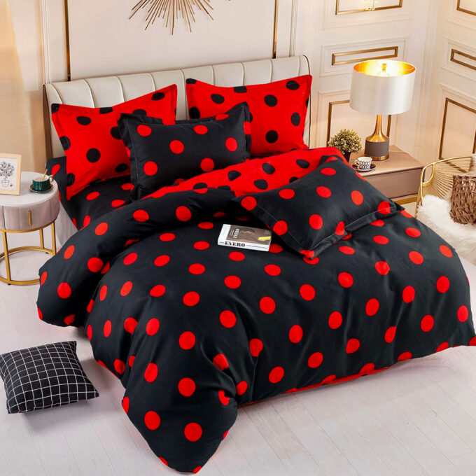 Lenjerie pat dublu, FINET, 6 piese, Jojo Home, Negru-Rosu, buline 1 Lenjerie pat dublu, FINET, 6 piese, Jojo Home, Negru-Rosu, buline
