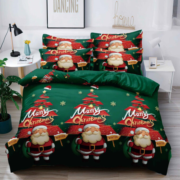 Lenjerie pat dublu, FINET, 6 piese, cu ELASTIC, Craciun, Jojo Home, Verde, Mos Craciun, Merry Christmas 1 Lenjerie pat dublu, FINET, 6 piese, cu ELASTIC, Craciun, Jojo Home, Verde, Mos Craciun, Merry Christmas