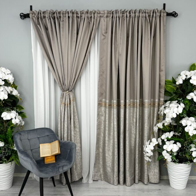 Set 2 Draperii Simplicity, Satinata, Texturata, Grej cu Gri, 140cm latime x 260cm inaltime, cu tiv lat pt bara