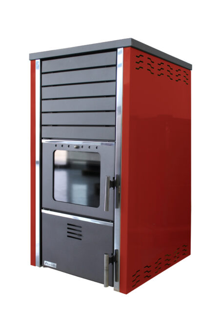 Termosemineu FORNELLO SUPERNOVA RED 38 KW pe combustibil solid ( lemn,carbune,bricheti ) ce se poate utiliza pentru incalzirea locuintelor, este echipat cu pompa de circulatie