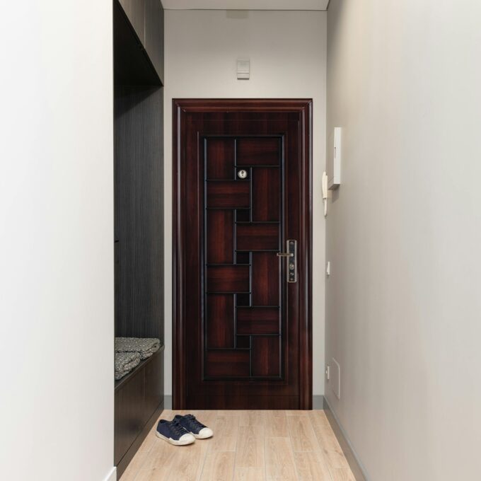 Usa metalica intrare ECO 07  maro  86 x 205 cm  stanga