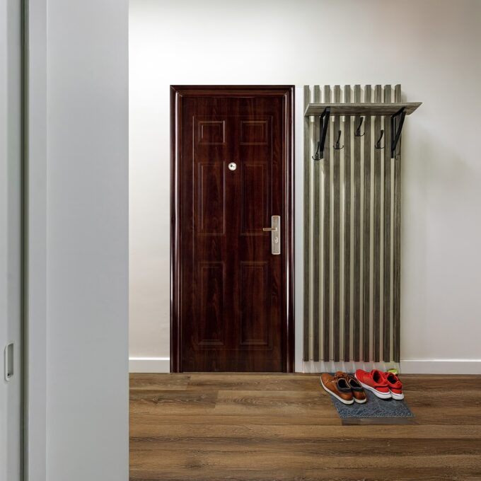 Usa metalica intrare Elegance 9  maro  86 x 205 cm  stanga